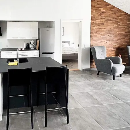 9 Person In * Dannemare