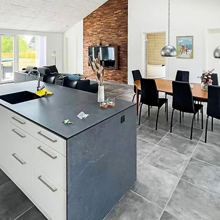 9 Person In Casa vacanze Dannemare